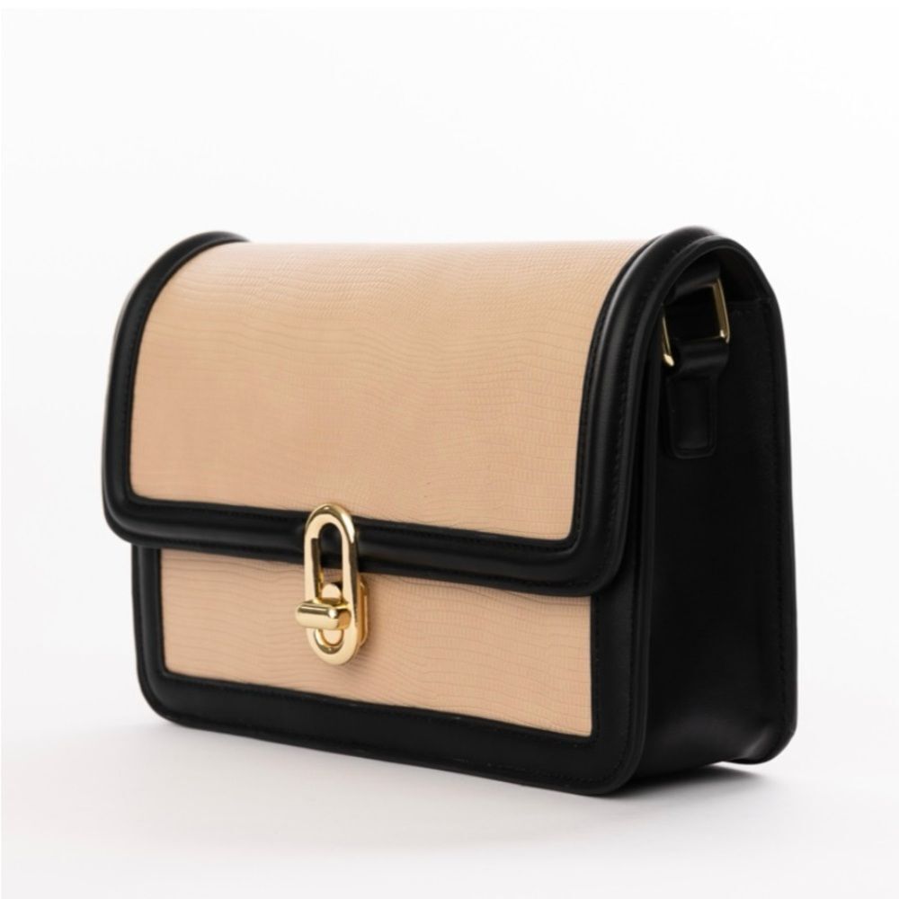 NEW … JULES KAE “Mia” Bag